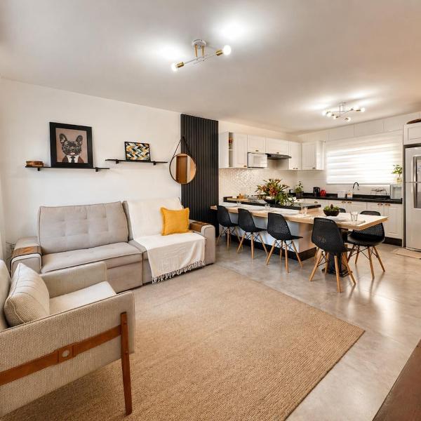 Casa com 2 quartos, cama king e ar-condicionado