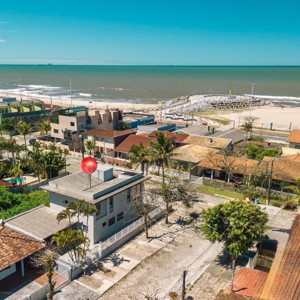 Casa a 100m da praia com piscina aquecida - Foto 2
