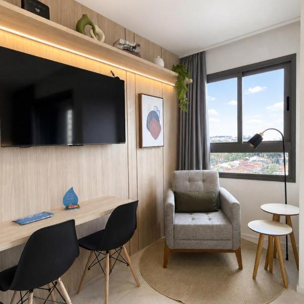 Apê Premium, Cama Queen, Varanda e Smart TV - Foto 2