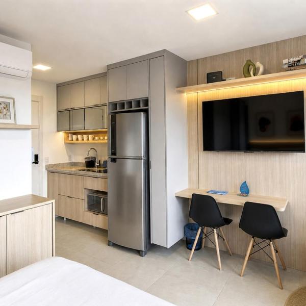 Apê Premium, Cama Queen, Varanda e Smart TV - Foto 3