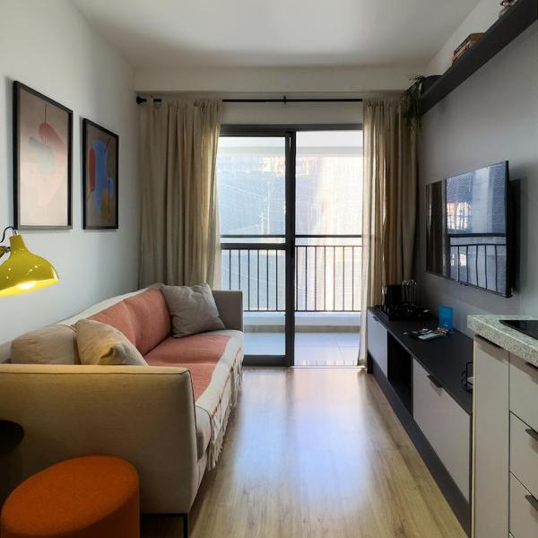 NOIB810 · Elegant Apt w/ Suite & Living | Ibirapuera & Metro