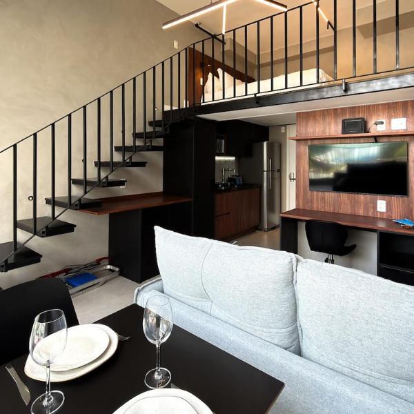 Duplex na Oscar Freire | Piscina e academia