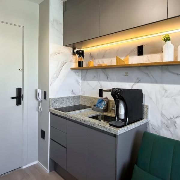 Apê com Suíte, Moderno, c/ Ar, Wi-Fi e Piscina - Foto 4