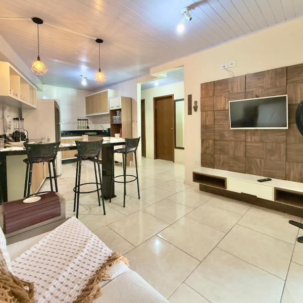 Casa a 500 m da Praia Brava com churrasqueira - Foto 2