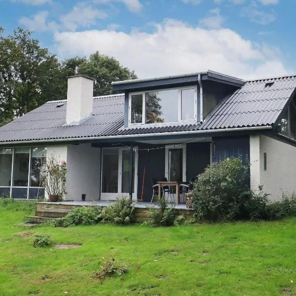 6 person holiday home in Roslev, hotel en Roslev
