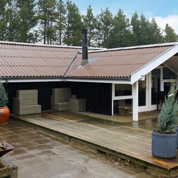 6 person holiday home in Brovst – hotel w mieście Brovst
