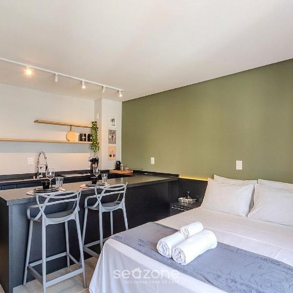 Studio c/ Varanda prox. Parque Ramiro OCN0601
