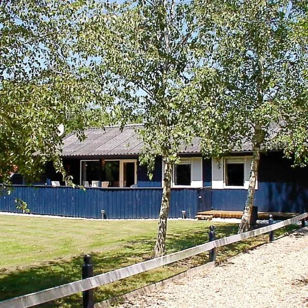 6 person holiday home in Hemmet, hotel v destinácii Falen