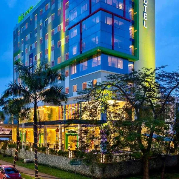 ibis Styles Cikarang, хотел в Чикаранг
