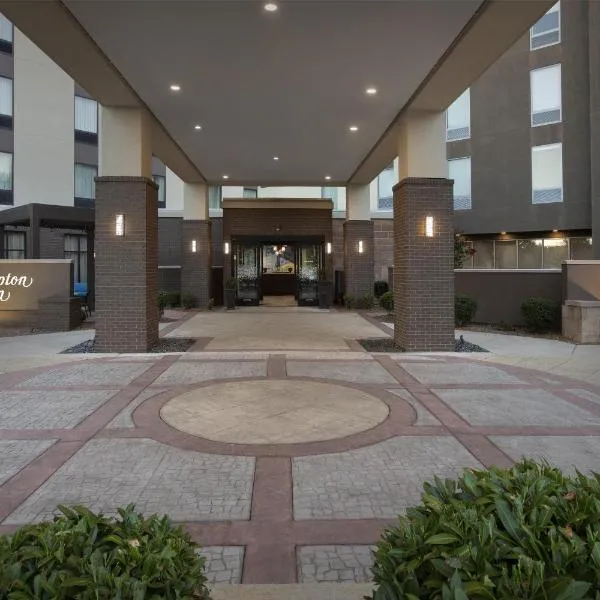 Home2 Suites by Hilton Louisville East Hurstbourne: Louisville şehrinde bir otel