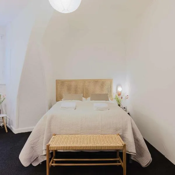 Hotel Copenhagen-Style Lake Loft for 2, hotel i København