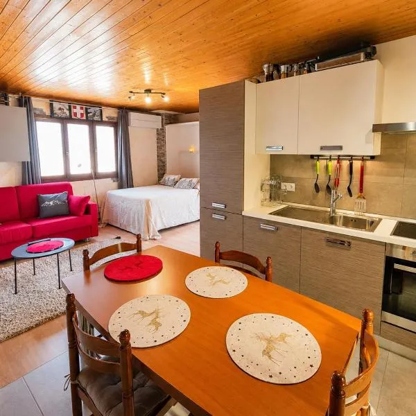 Chaleureux studio avec grande Terasse - Maurienne, hotell i Modane