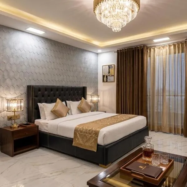 Hotel Grand Marina Suites Near IGI Airport, hotel en Nueva Delhi