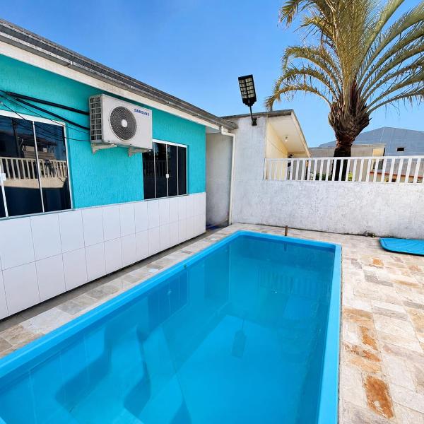 Casa Com Piscina na Praia de Guaratuba
