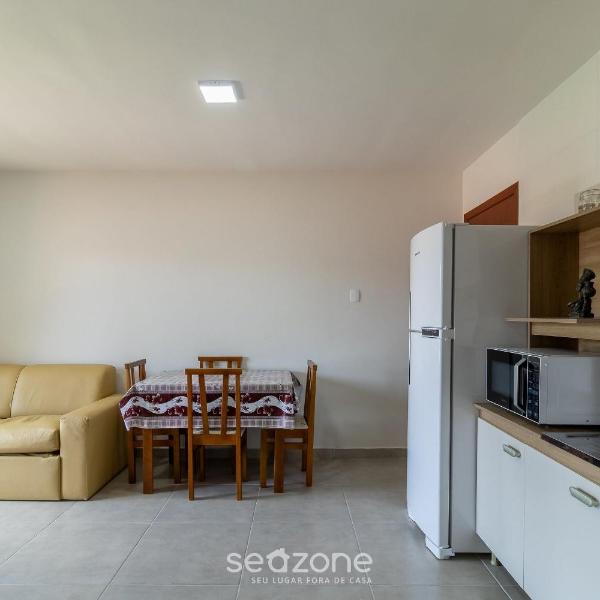 Apto c/ Sacada e Churrasq. nos Ingleses SJS0002