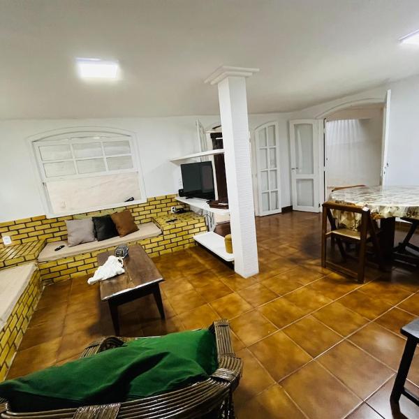 Casa Búzios Centro com Garagem e Churrasqueira