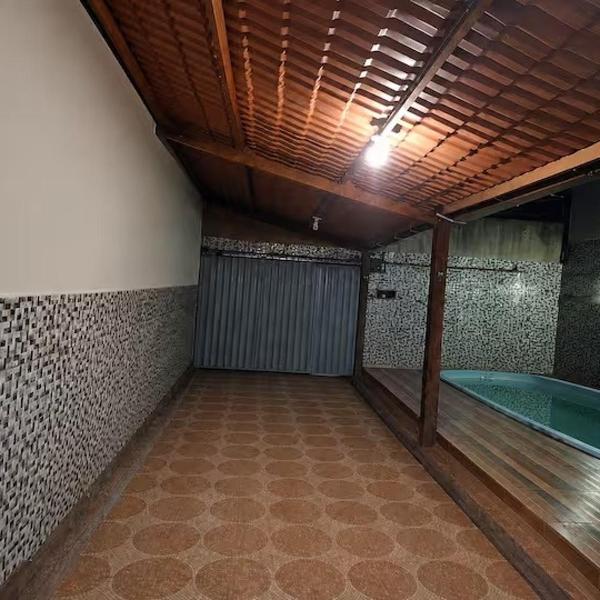 Quarto de casal com ar condicionado e piscina em Itaparica