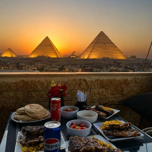 House of Pharaohs pyramids view、カイロのホテル