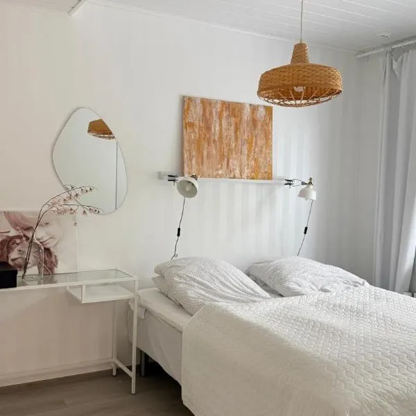Valoisa raikas kaksio keskellä Suomea, hotel em Haapavesi