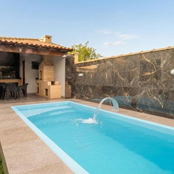 Casa c Piscina e Churrasqueira no Nova California