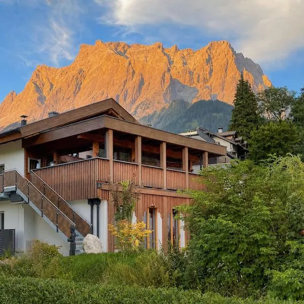 Apartment Mein Kraftplatz - Panoramablick und Freiraum auf 150qm für bis zu 8 Personen, hotel u gradu Ervald
