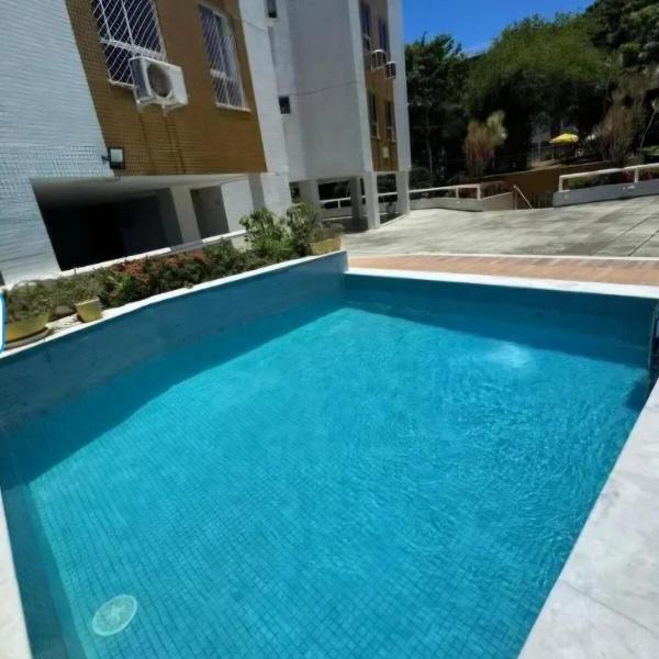 Apartamento com piscina no Rio Vermelho