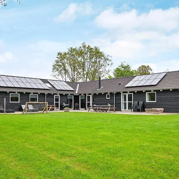 5 star holiday home in Ebeltoft, hotel in Ebeltoft