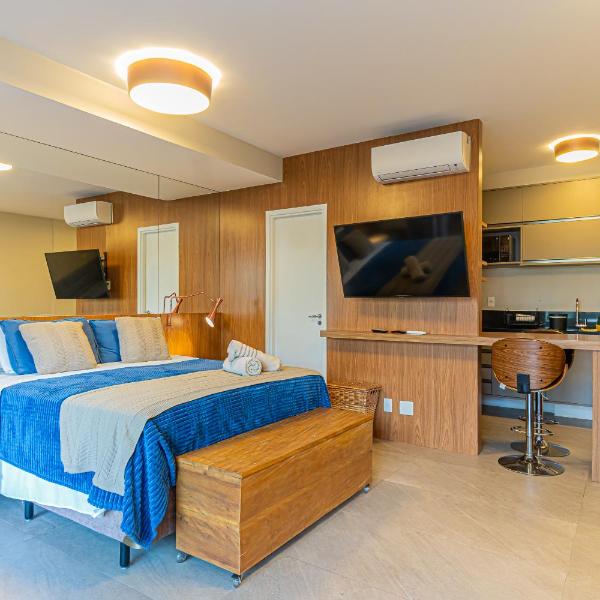 Wood Brooklin - Home Office & Business Habitarte