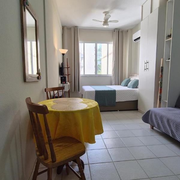 Cozy in the heart of Leme