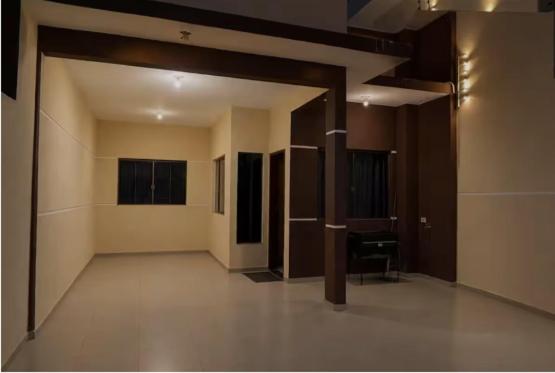 Casa atras do Shopping 330