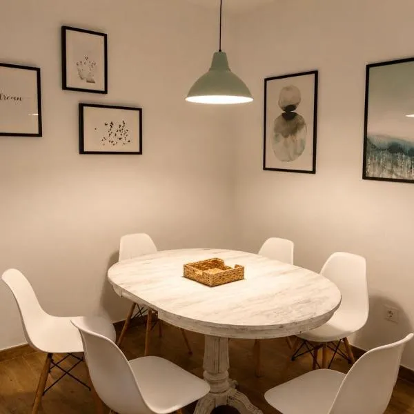 Apartamentos Ciempozuelos, cerca del Parque Warner y Madrid, hotel v destinácii Ciempozuelos