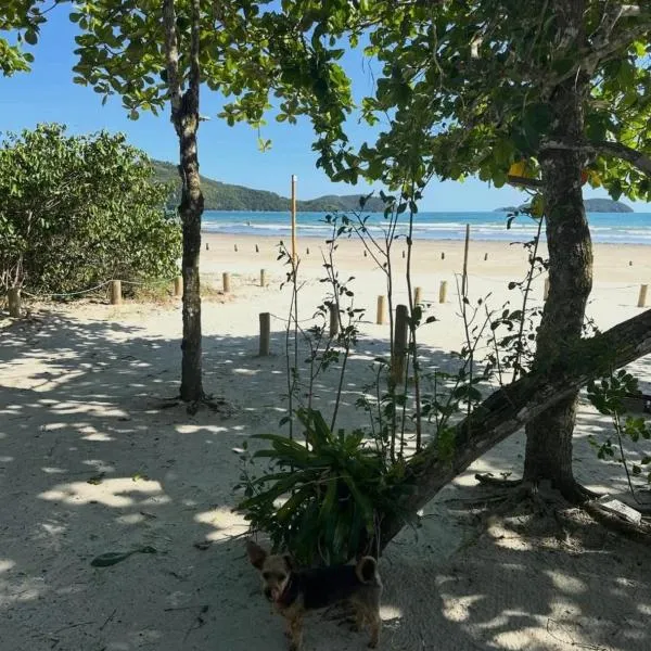 Rancho Pé na Areia- Ubatumirim Giba Panamá, hotelli kohteessa Ubatuba