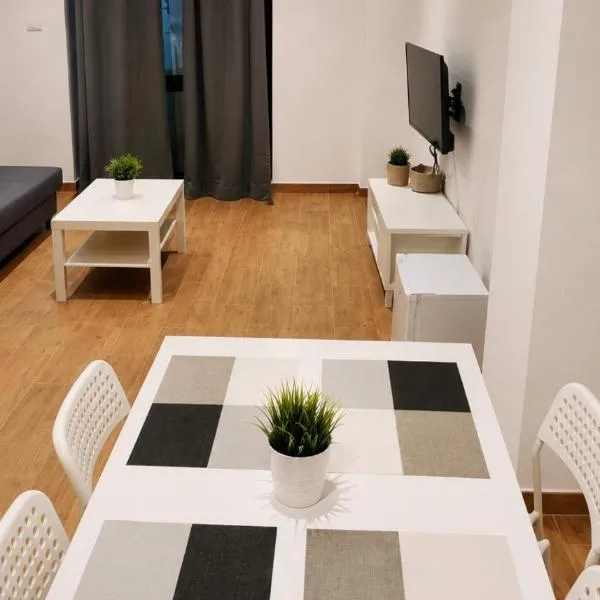 Apartamento Ciempozuelos II, cerca del Parque Warner y Madrid, hotel u gradu 'Ciempozuelos'