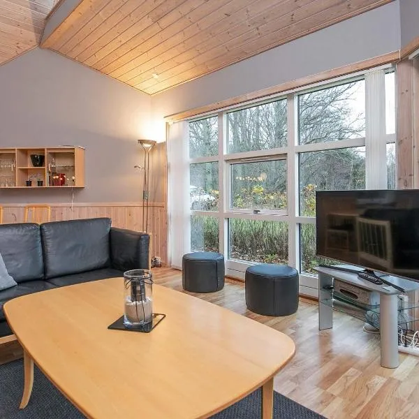 8 person holiday home in Læsø, hotel en Læsø