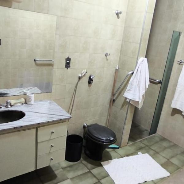 Quarto suite em casa particular para Festa do Peão