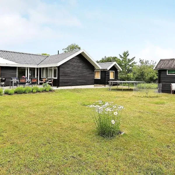 4 star holiday home in Karrebæksminde，Karrebæksminde的飯店