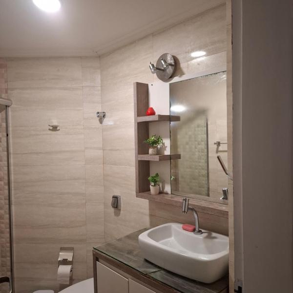Quarto Privativo em Apartamento Compartilhado Agronômica Florianópolis - Foto 3