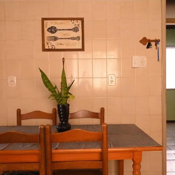 Casa com 3 quartos Wi fi e Quintal no Centro - Foto 3