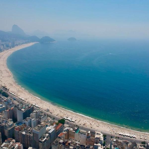 Pousada Fullano _ Entre Copacabana e Ipanema – Suítes Privativas Confortáveis!
