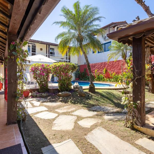 Casa Balinesa com Piscina e Serviços, Apenas 50m da Praia!