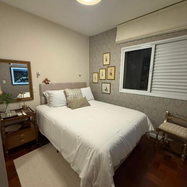 House with personality on the best block in Jardins! - Foto 2