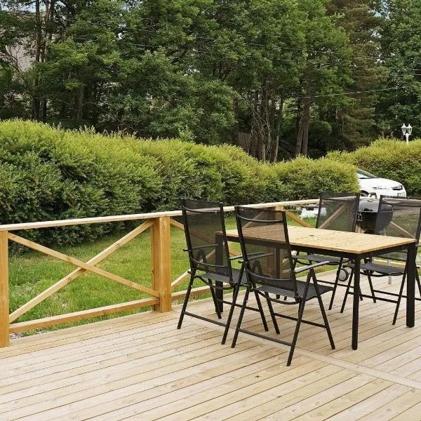 5 person holiday home in KÅLLEKÄRR-By Traum, hotel en Apelgården