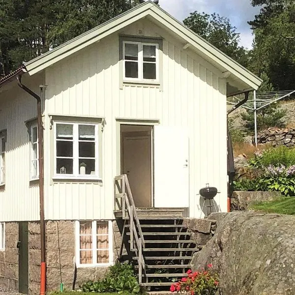 5 person holiday home in KUNGSHAMN-By Traum, hotel a Hovenäset
