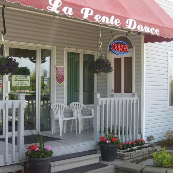 Motel de la Pente Douce, hotel v destinaci Magog-Orford