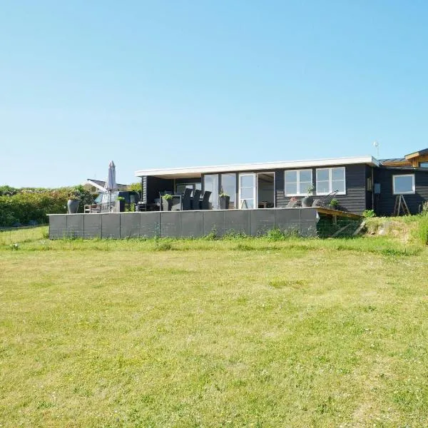 4 person holiday home in Slagelse-By Traum，斯萊斯的飯店