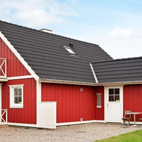 8 person holiday home in Brenderup Fyn-By Traum, хотел в Bro