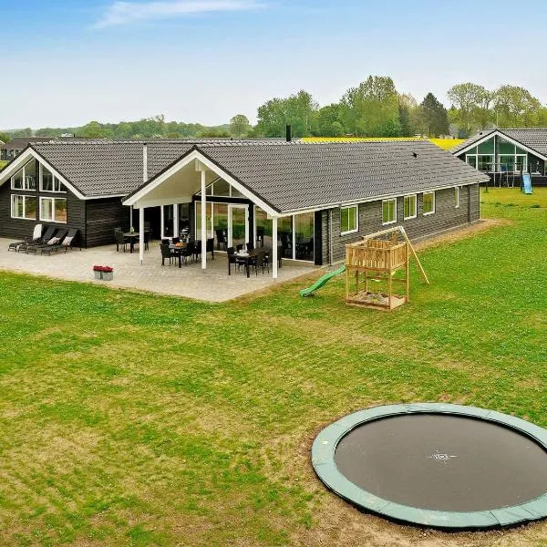 5 star holiday home in Bogense, hotel en Bogense