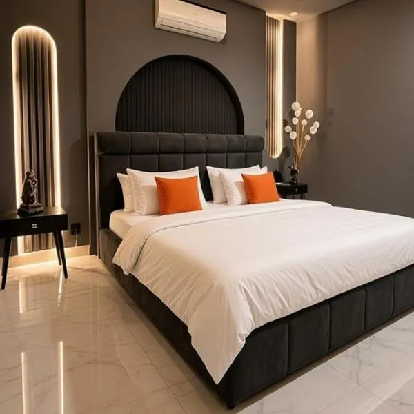 City Comfort Apartment, хотел в Равалпинди