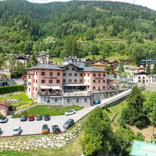 Hotel Garnì Cristallo, hotel en Ponte di Legno