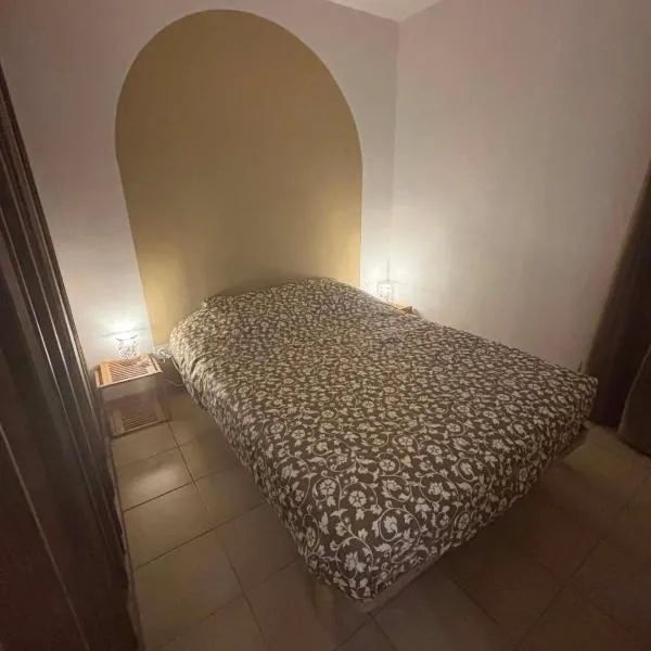 Studio cosy au cœur de la Vallée de la Marne, hotel em Mézy-Moulins